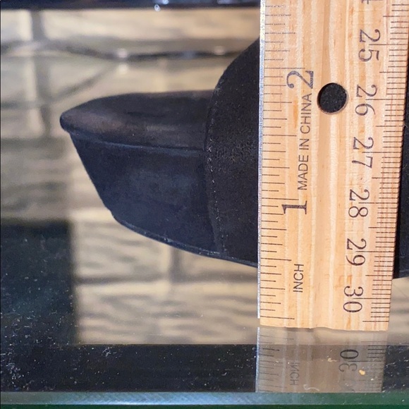 DVF Black Slingback Velvet Heels size 6 - Picture 7 of 8